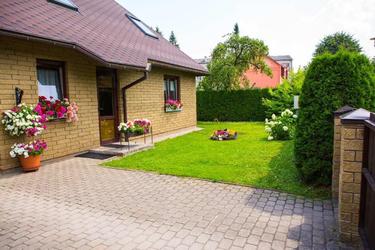 Guests house Like Home Sigulda Buitenkant foto